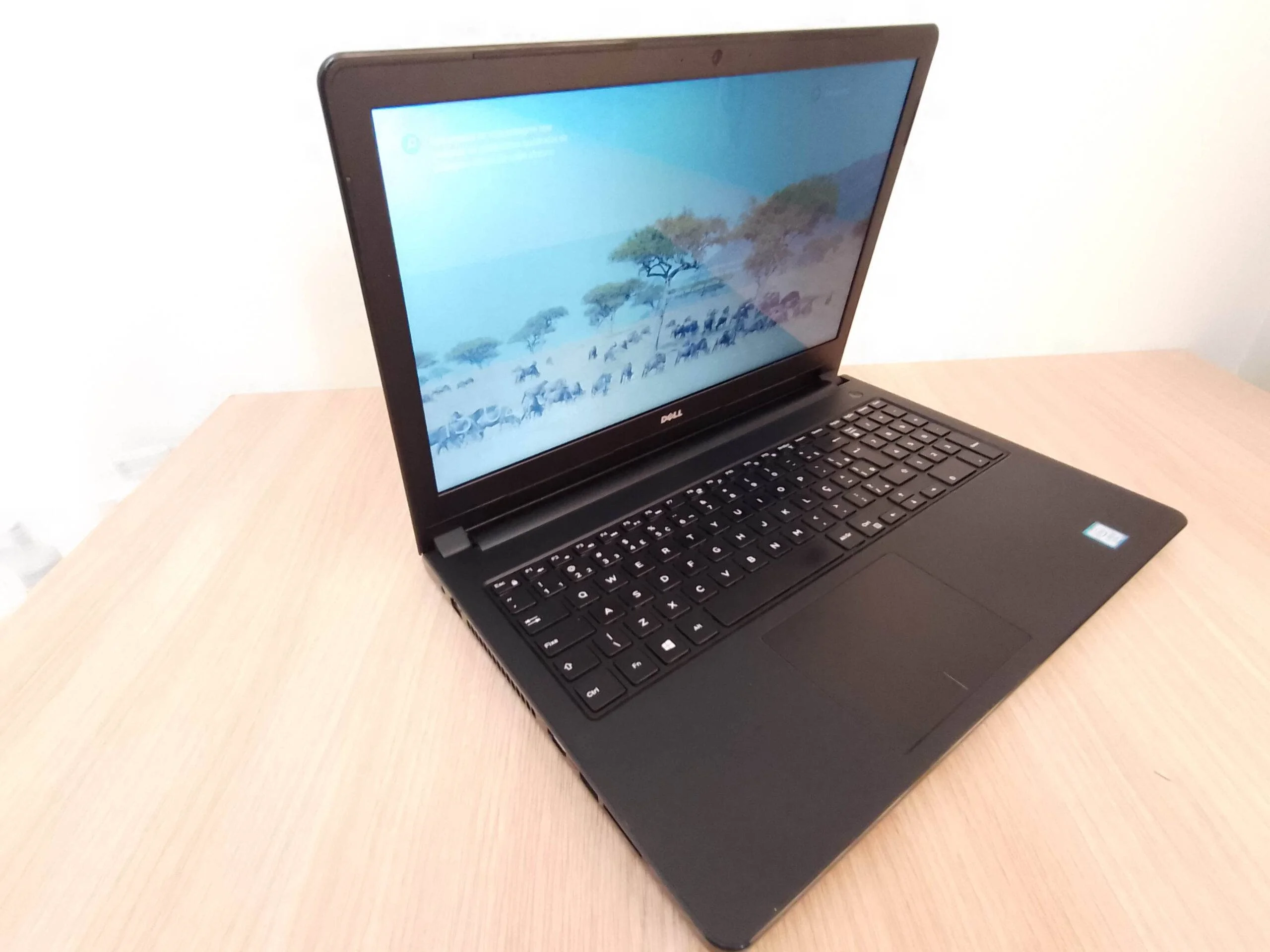 Notebook Dell Vostro 15 P75F - Imagem 2